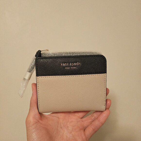 New Kate spade wallet - Picture 1 of 5
